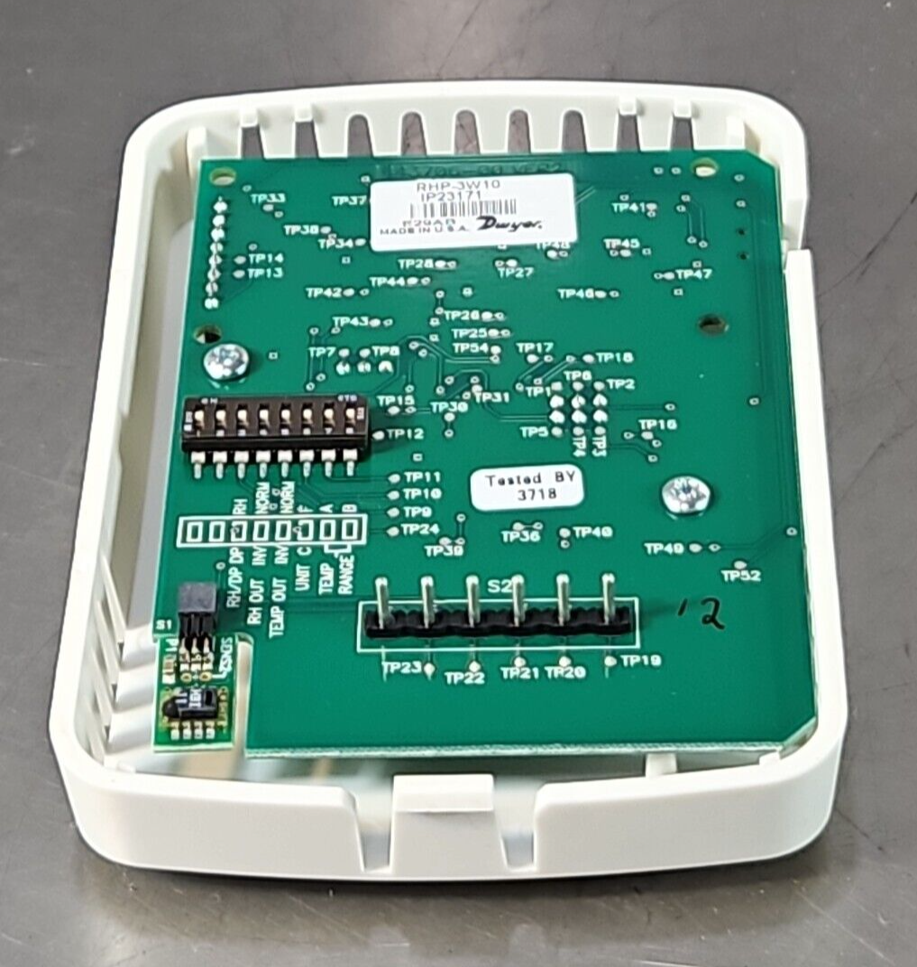 Dwyer RHP-3W10 Temperature & Relative Humidity Sensor                   (BIN645)