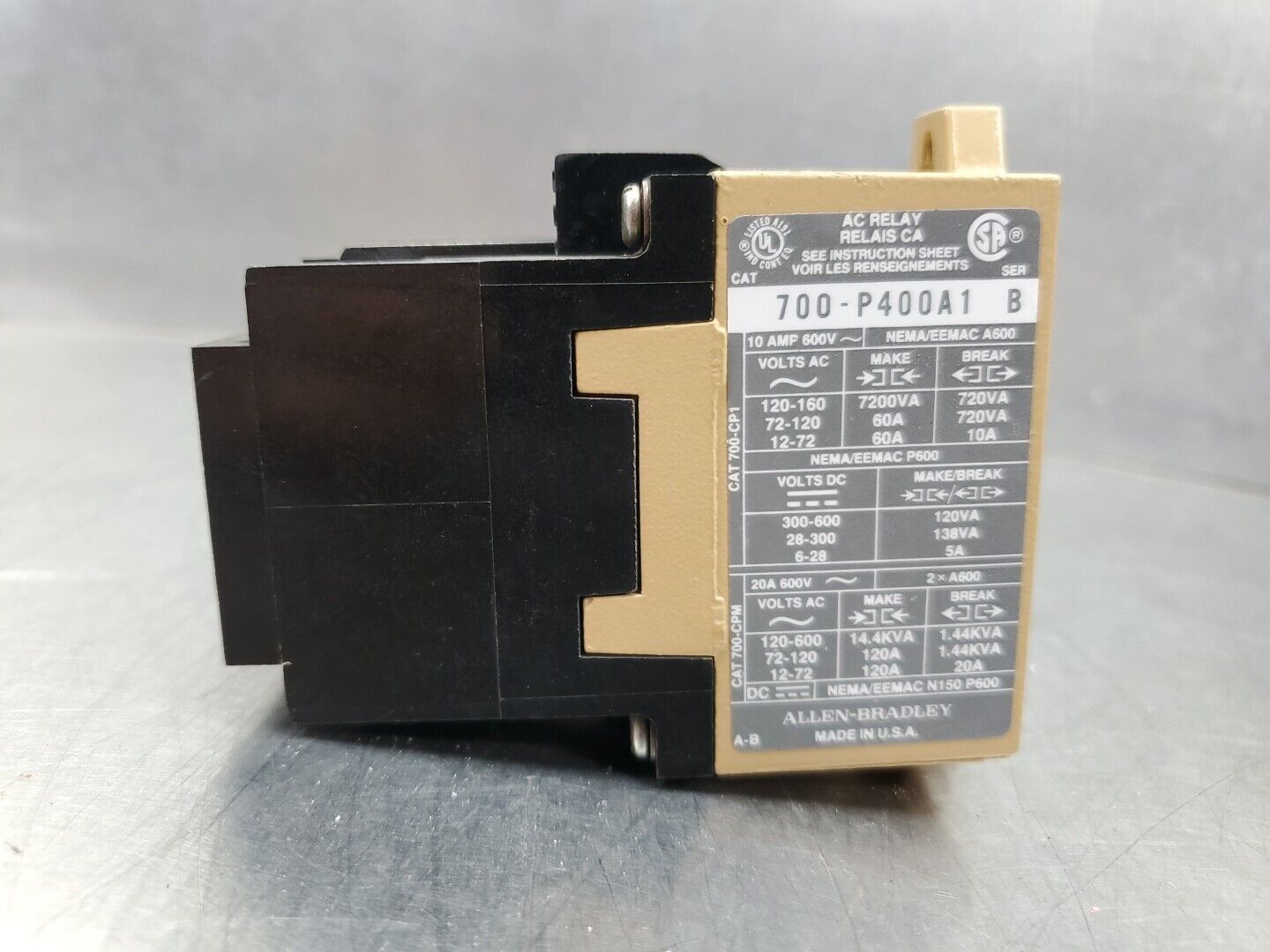ALLEN BRADLEY 700-P400A1/B AC RELAY.                                       4D-31