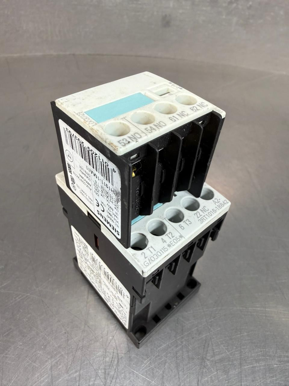 Siemens 3ZX1012-0RH11-1AA1 w/ 3RH1911-1MA11 Contactor              (9.3.2)