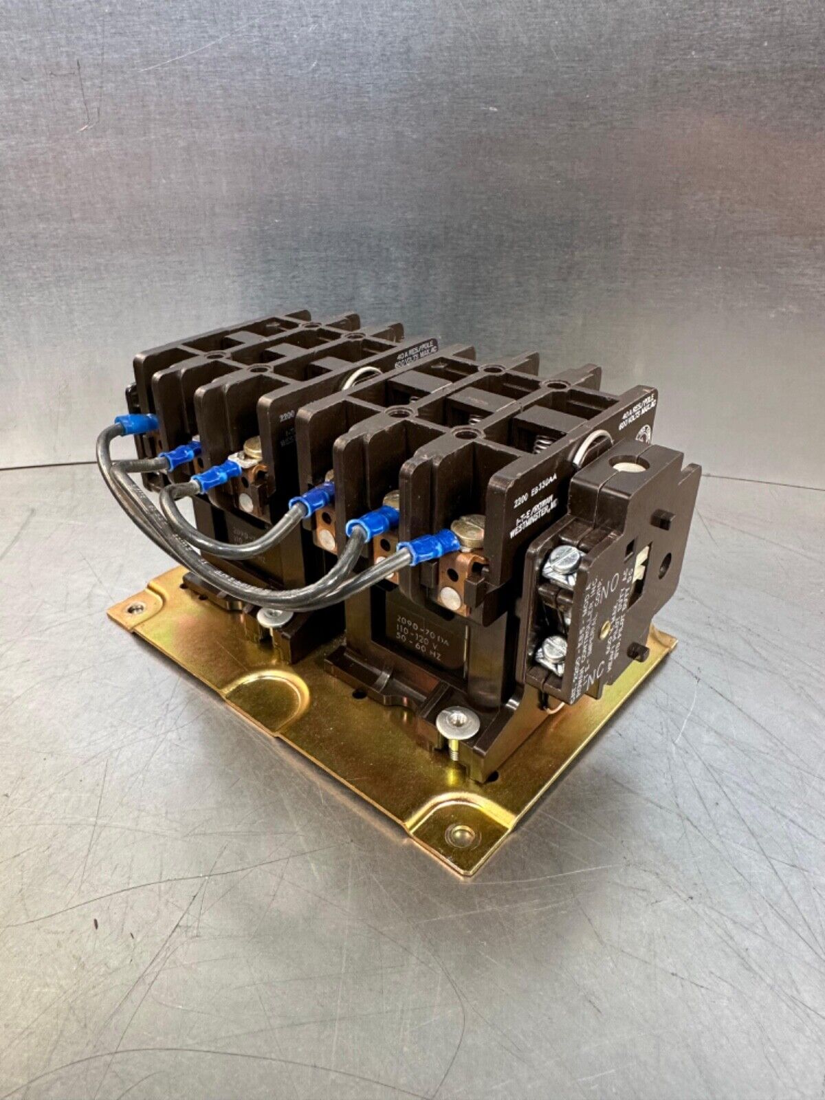Dual Telemecanique Contactor Assembly 2090-70 DA 110-120 v /50-60H (4D-34)