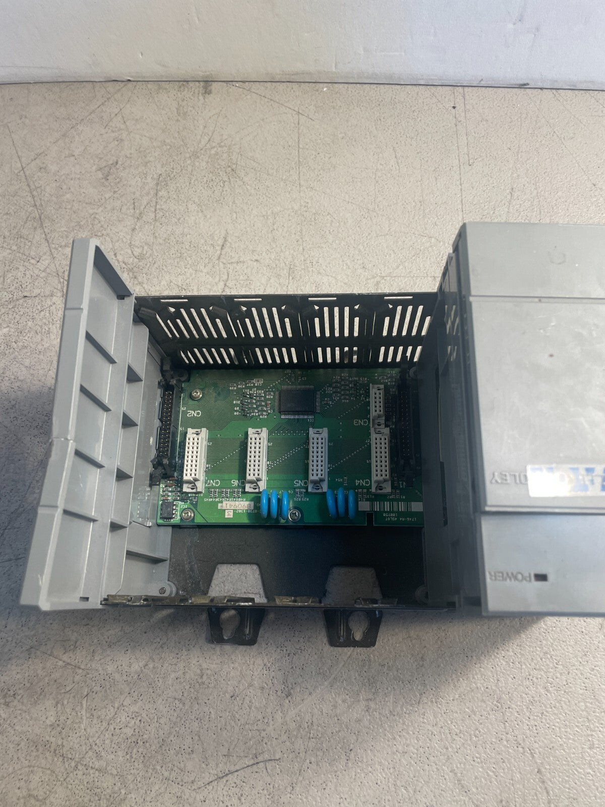 Eaton ALLEN BRADLEY SLC-500 1746-A4  4-Slot Rack 120/240VAC PS MODULE @1D