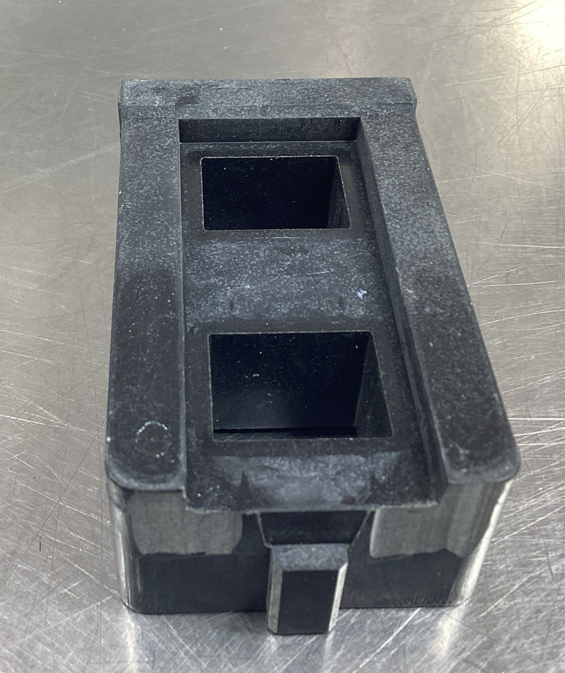 47716604