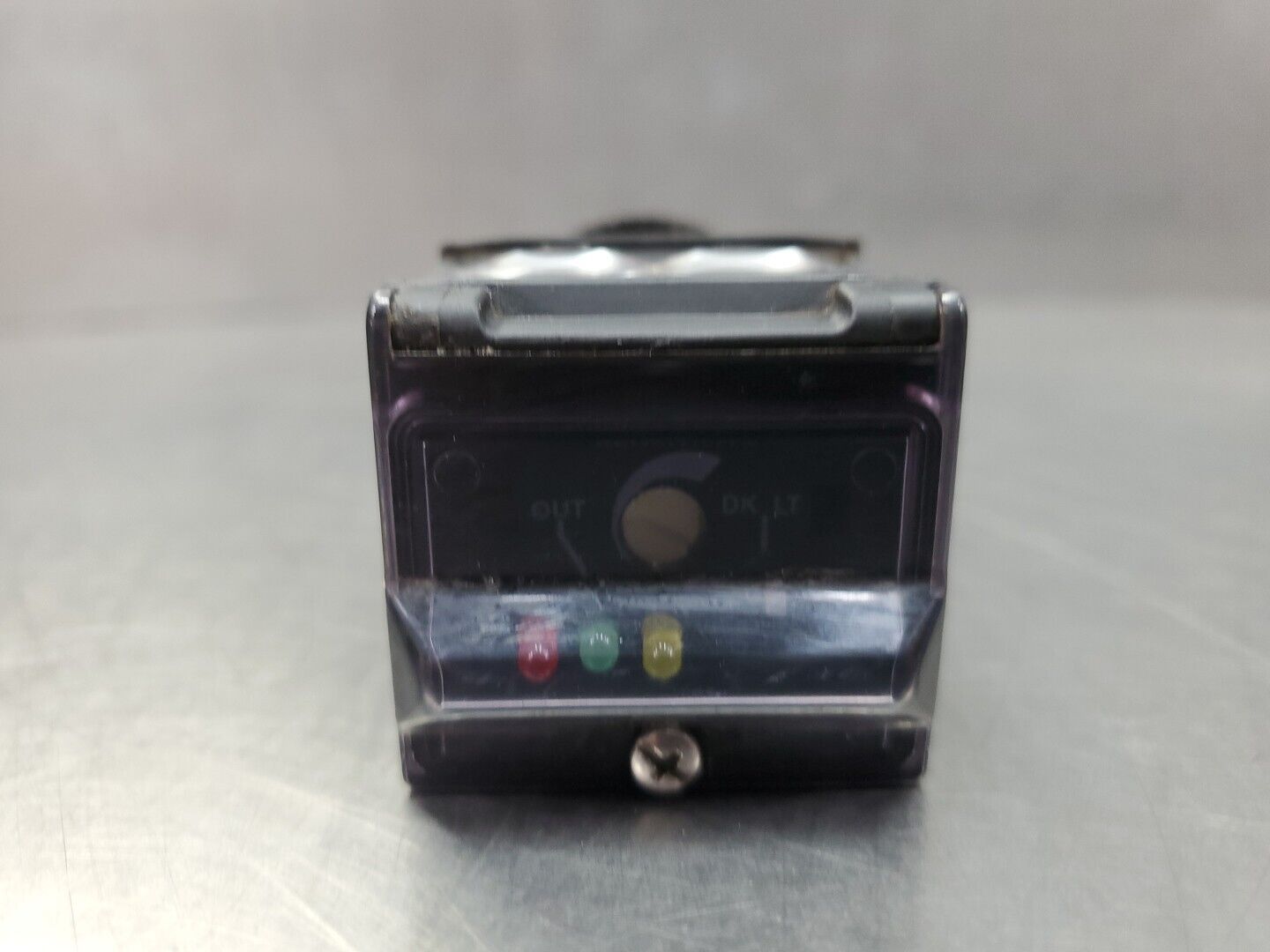 Allen-Bradley 42GRR-90L2-QD Ser. A Photoswitch Module.                     5D-29