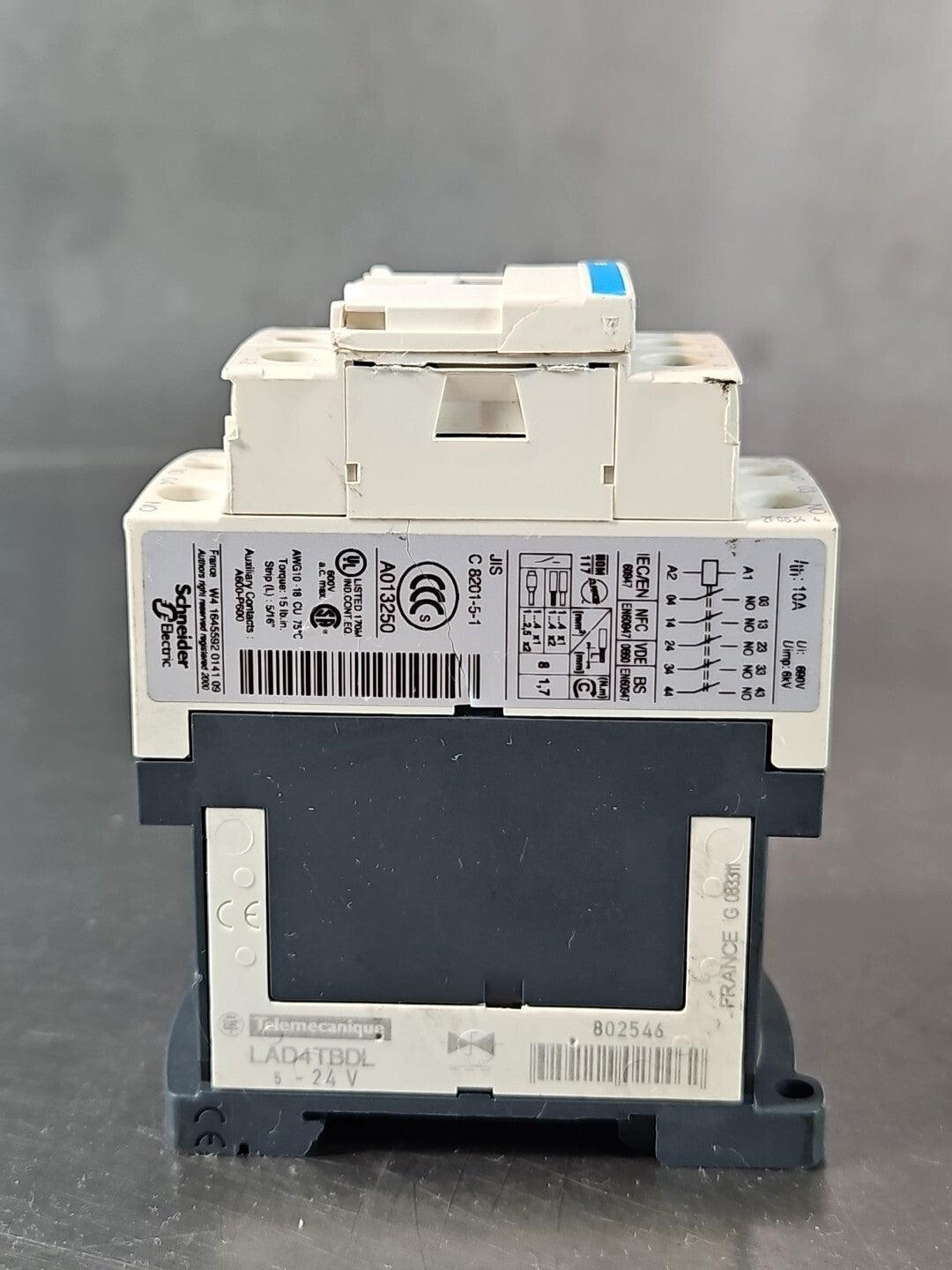 Telemecanique CAD50BL Control Relay 600vac 24vdc                        (BIN453)