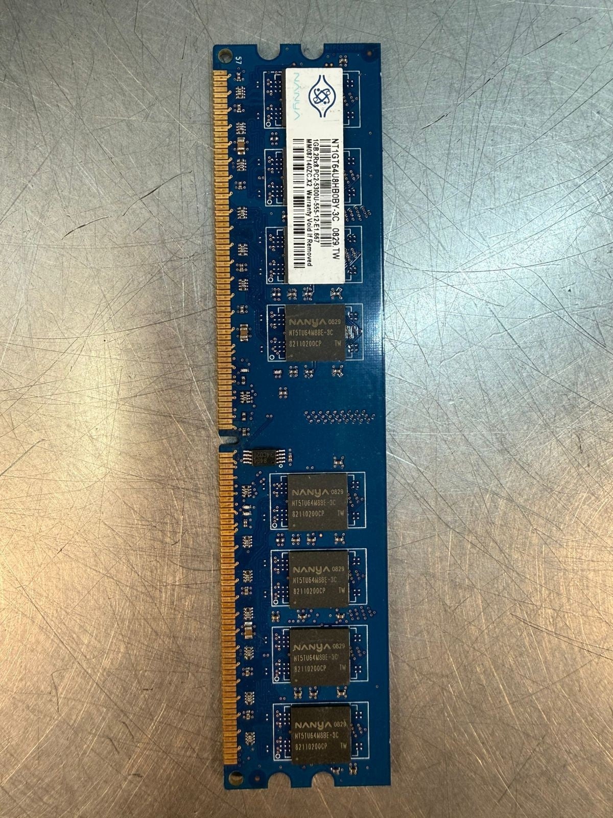 Nanya 1GB NT1GT64U8HB0BY-3C 1GB.2Rx8 PC2-5300U                     (5.3.5)