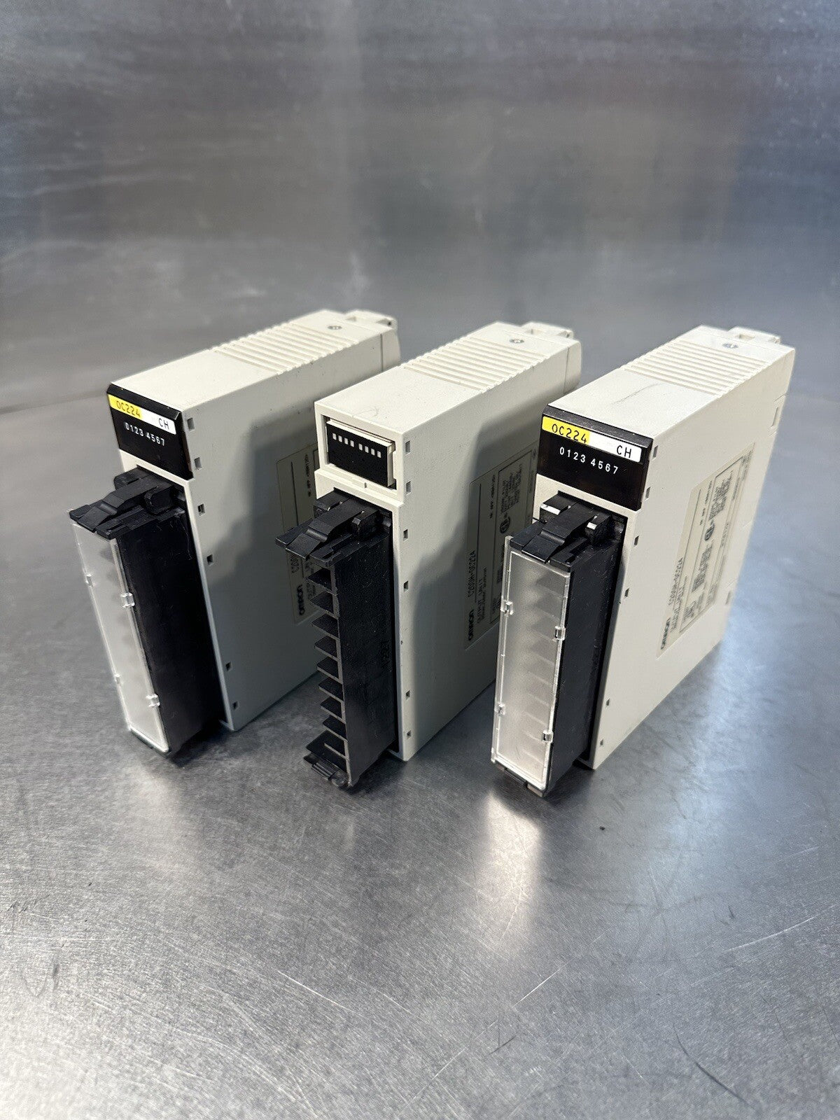 Omron, C200HX, Sysmac, Programmable Controller, 4 Input Or 3 Output Units(1.2.5)