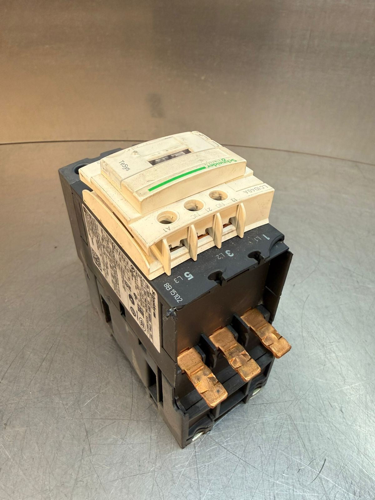 Schneider Electric LC1D40A Contactor                               (5.3.3)