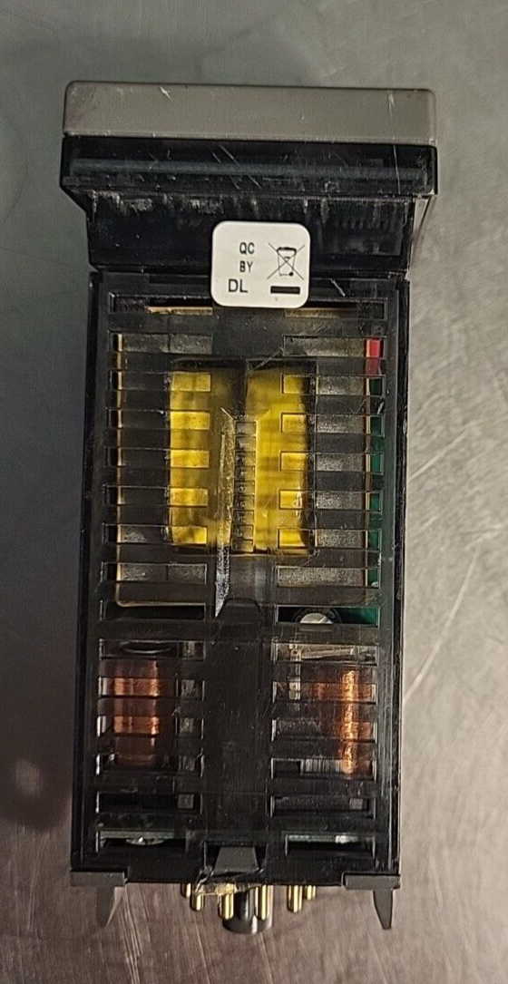 Omega  CN9000A Digital PID  992724 030 008 Tempe. Control.(BIN 3.2.3)