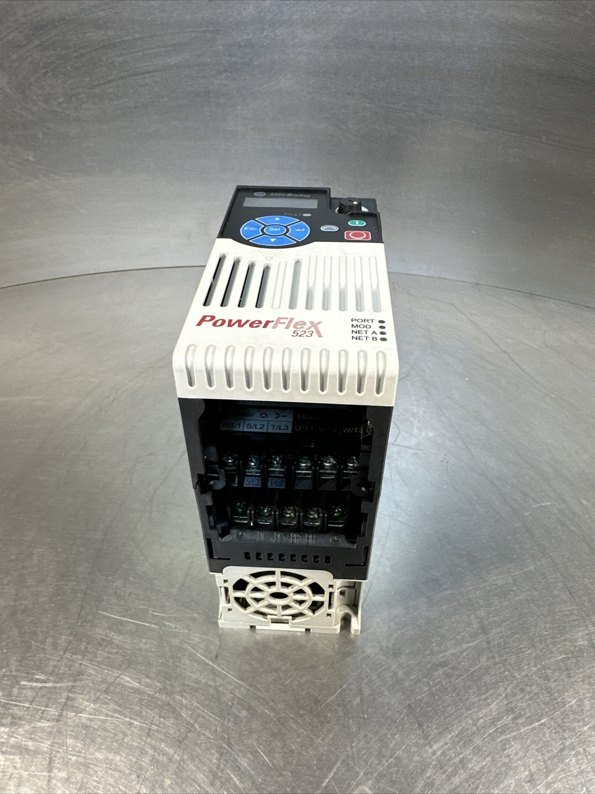 AB PowerFlex 523 1.5kW 2Hp AC Drive US 25A-D4P0N104 (BIN-1.4.4)