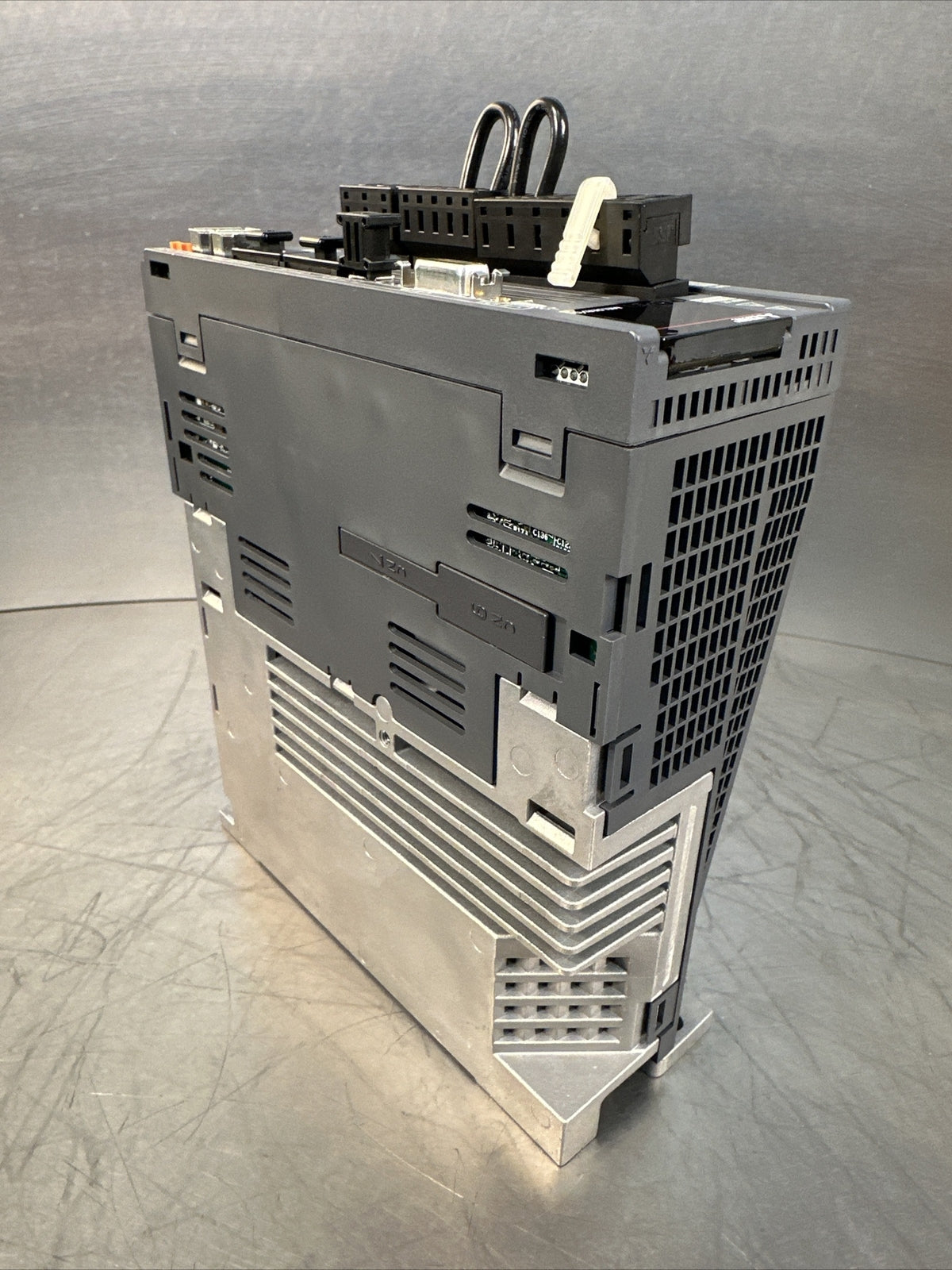 Mitsubishi MR-J4-70B-RJ AC Servo Drive New No Box (BIN-1.4.3)