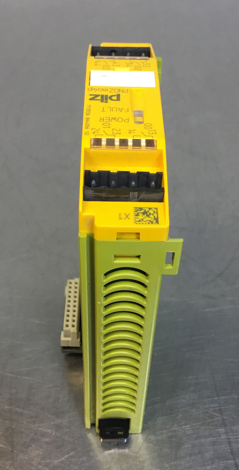 PILZ PNOZ mo4p SAFETY RELAY 773536 SAFETY MODULE                            5B-3