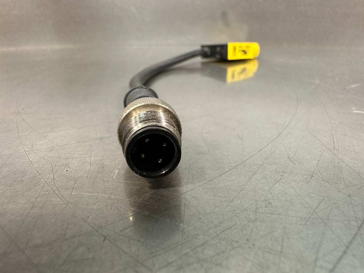 Banner Mini Beam Sensor SM31ELQDP    +10 to 30V Dc                 (5.3.3)