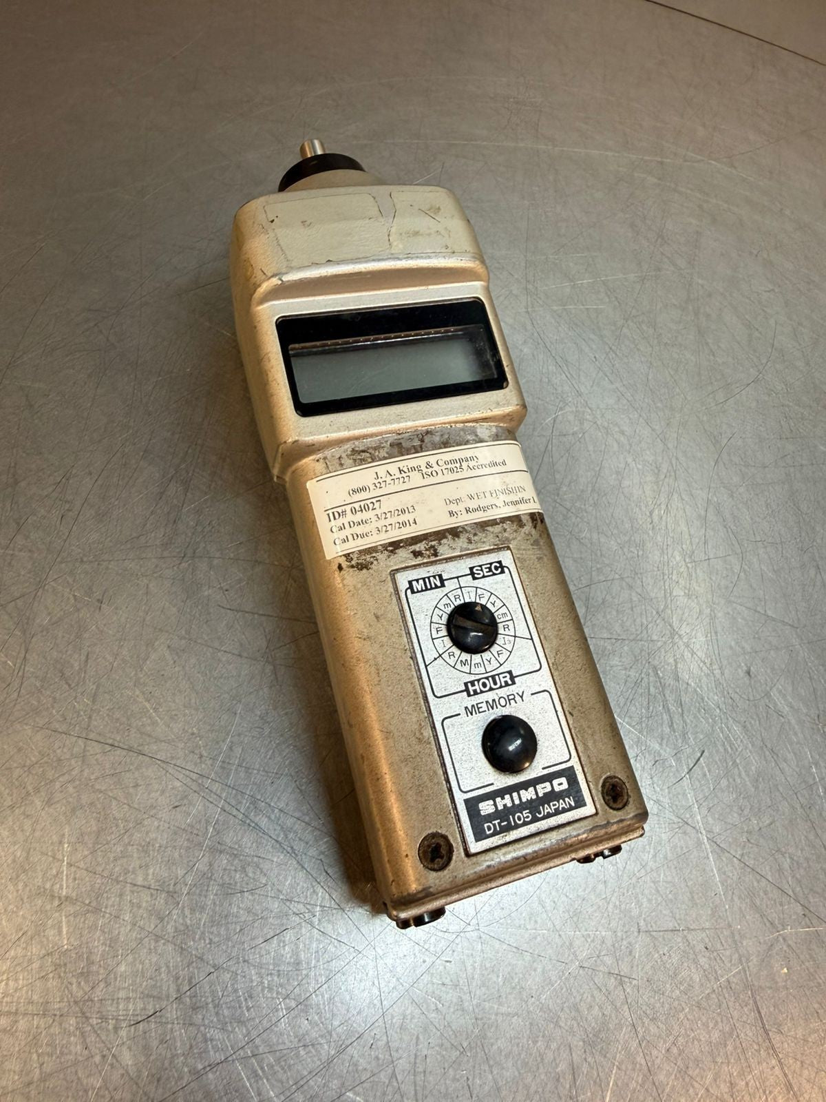 Shimpo DT-105 Hand Digital Tachometer                       (7.4.4)