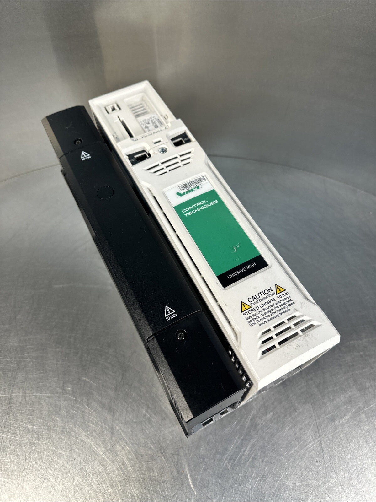 Emerson Control Techniques M701-054 00300 A 20HP    (5.5.4)