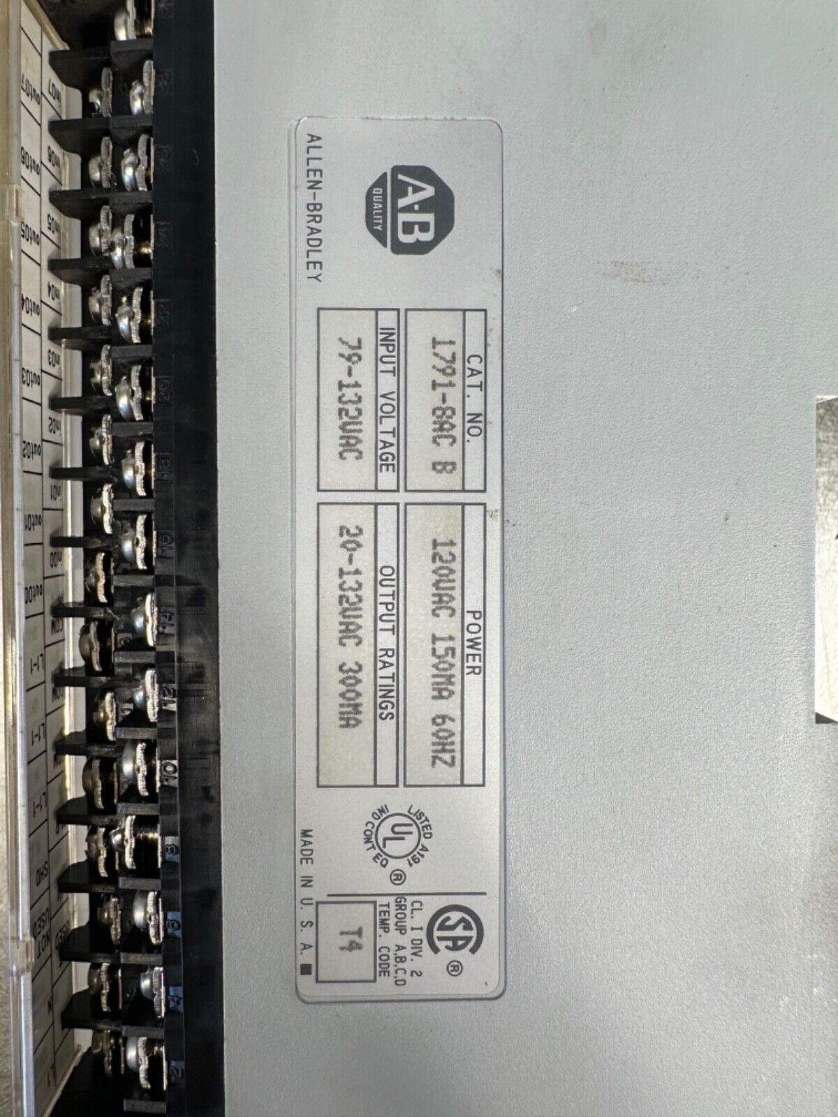 ALLEN BRADLEY 1791-8AC SerB Block I/O Module 120VAC 8 Inputs (3C-25)
