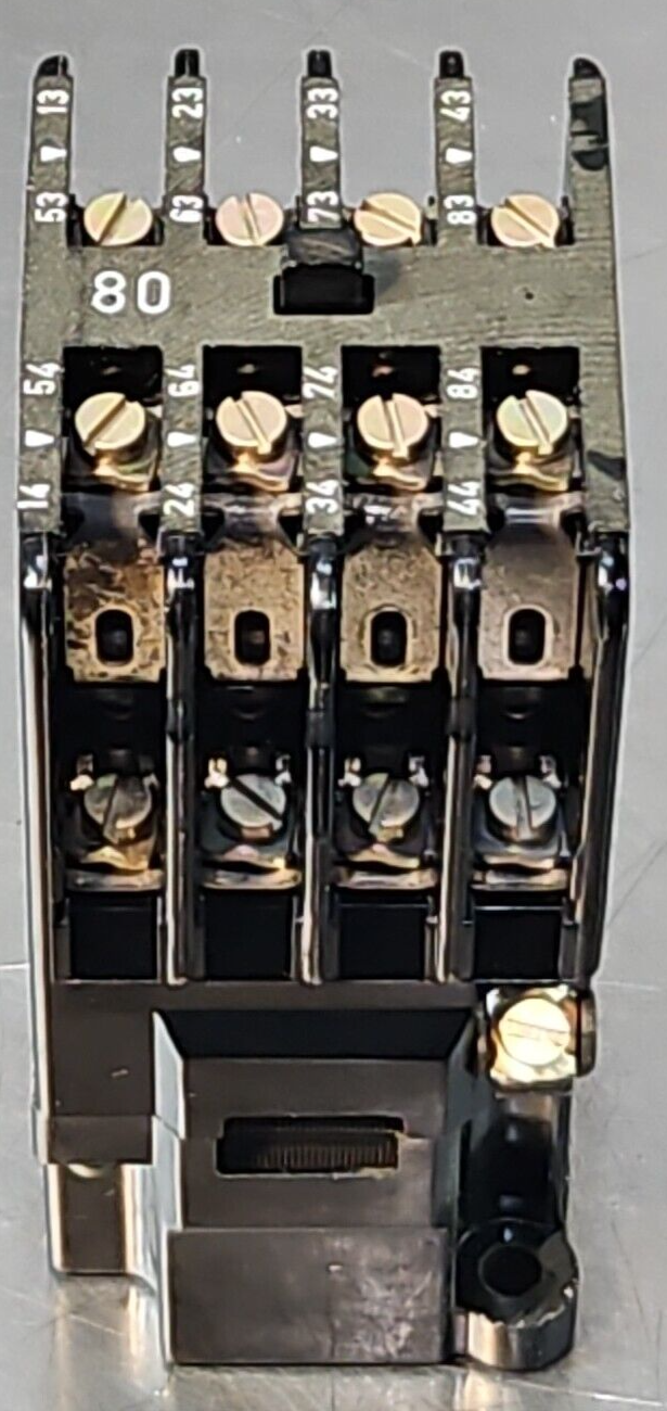 Siemens 3TA6305-0A Auxiliary Contactor .                               (BIN334)