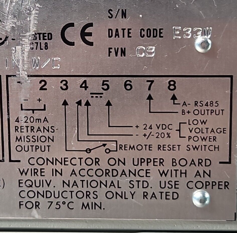 Dwyer Instrument DHI I-007 Digihelic Differential Pressure Controller (BIN4.4.4)