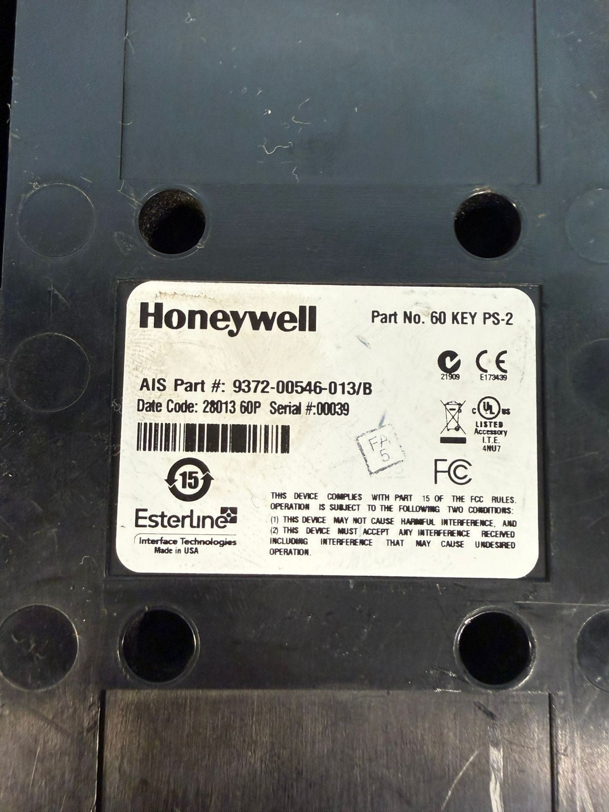 Honeywell 9372-00546-013/B 60 Key PS-2 Rugged Keyboard             (9.3.1)