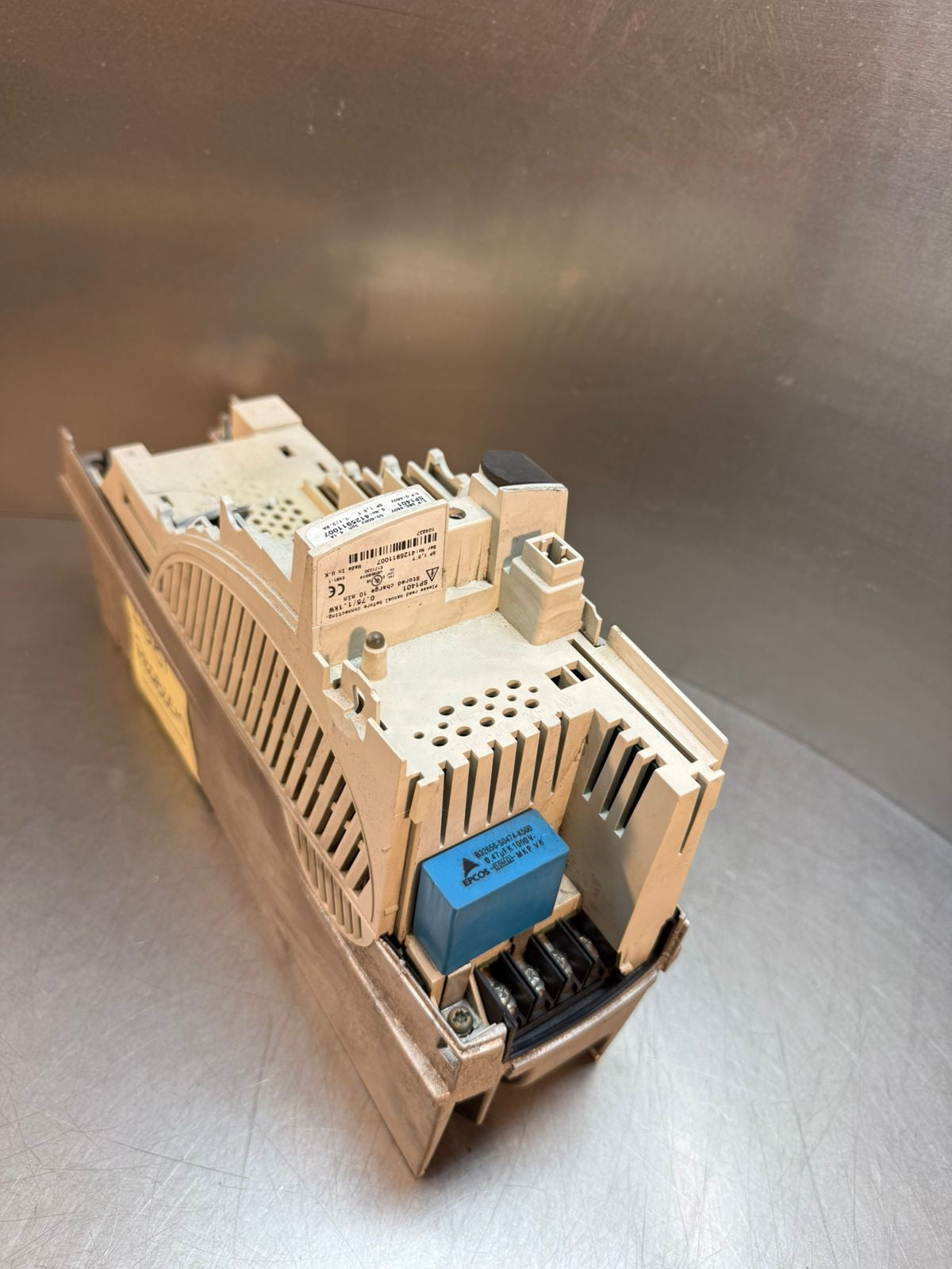 Unidrive SP1401 0.75/1.1Kw                                         (2.5.4)