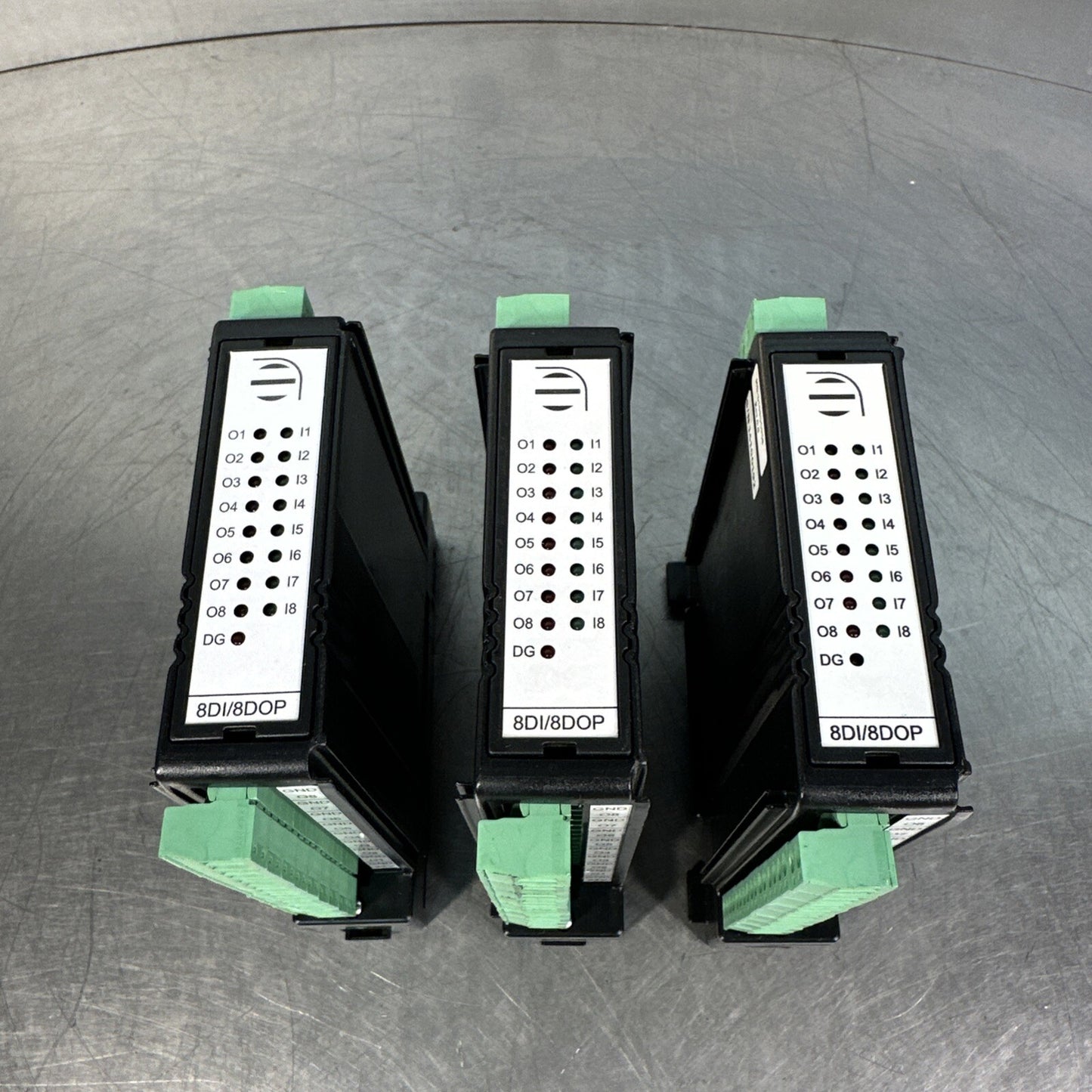 Tecnint HTE MD-DI08DOP08 Modular I/0 System.                   (5.4.1)