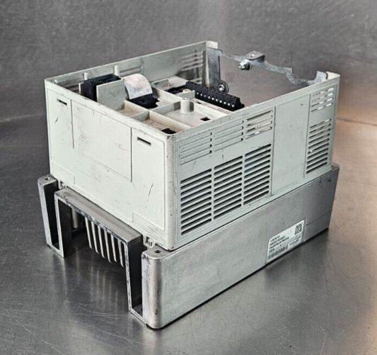 Allen Bradley 20AD8P0A3AYNADG0 /A PowerFlex 70 AC Drive 5HP             (BIN751)