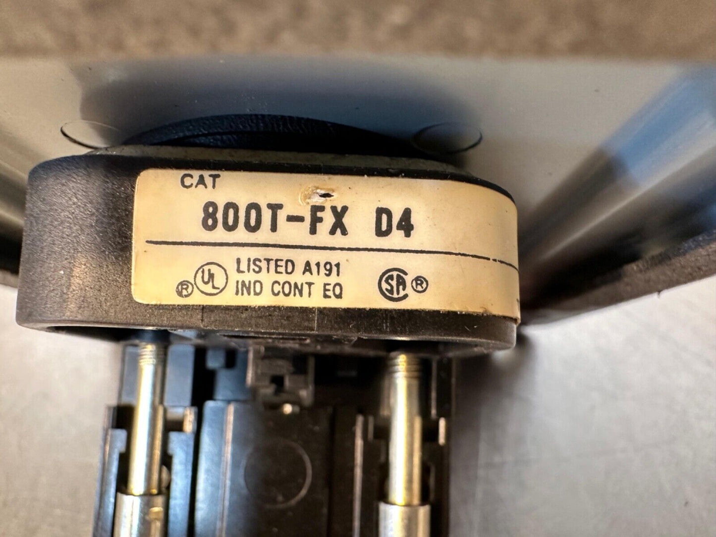 800TFXD4/800T-FX D4 Red Push Butron (4E-32)