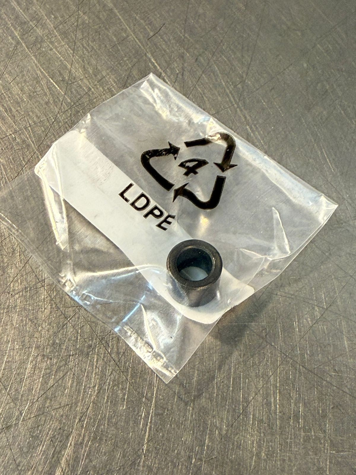 Zebra 22004-2 Spacer new                                  (3.1.1)