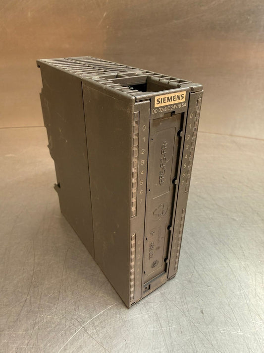 Siemens 1P 6ES7 322-1BL00-0AA0 Simatic S7 Output Module Unit       (9.3.4)