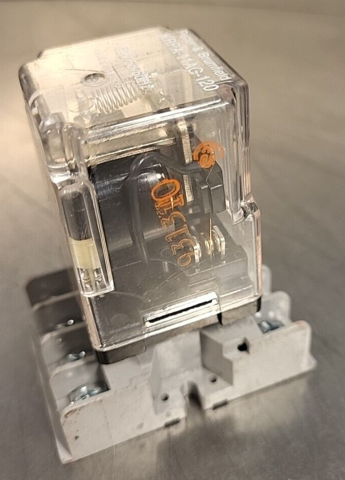 Potter & Brumfield   KRPA-11AG-120    120V 50/60Hz  (BIN 3.5.1)