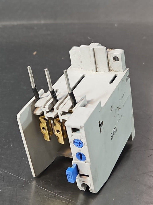 Cutler-Hammer C306DN3 Thermal Overload Relay Base                         loc4C4