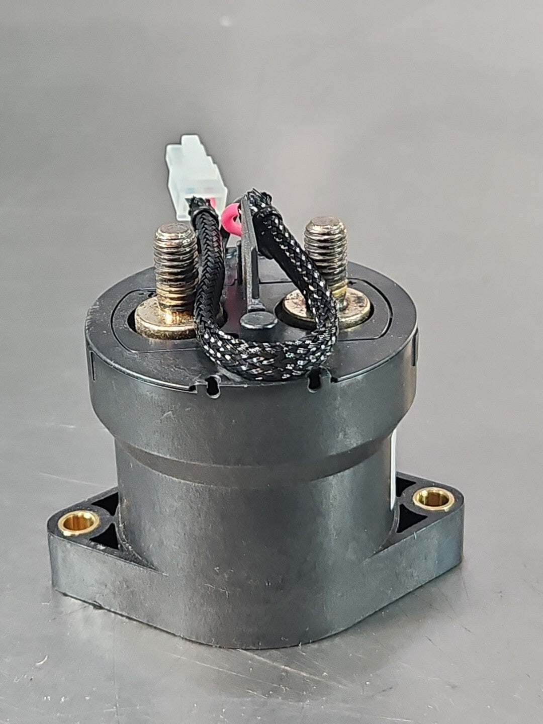 GIGAVAC GV241CAX  Electromechanical Contactor                           (BIN543)