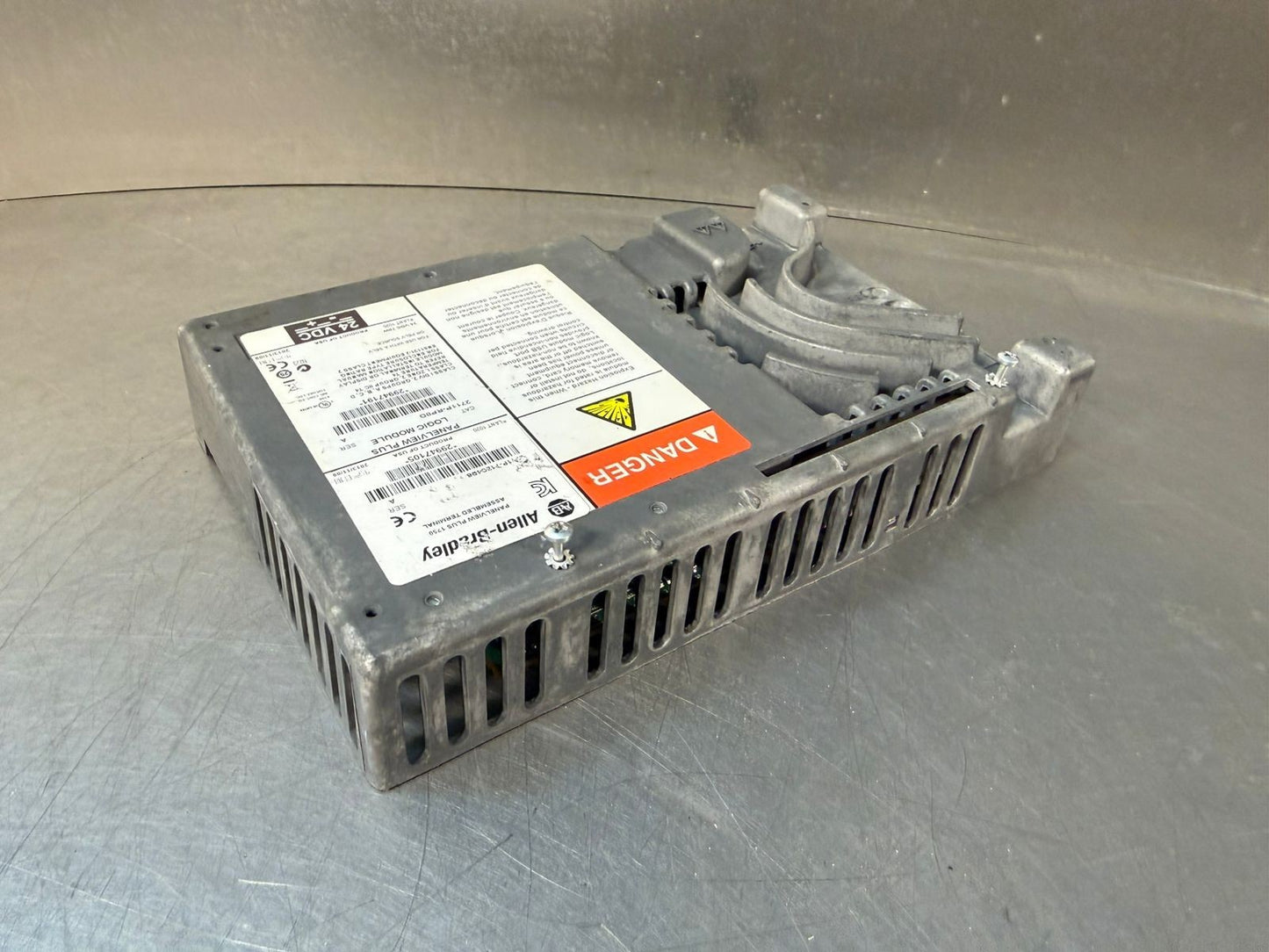 Allen Bradley 2711P-RP8D /A PanelView Plus 1250 Logic Mod.         (5.4.5)