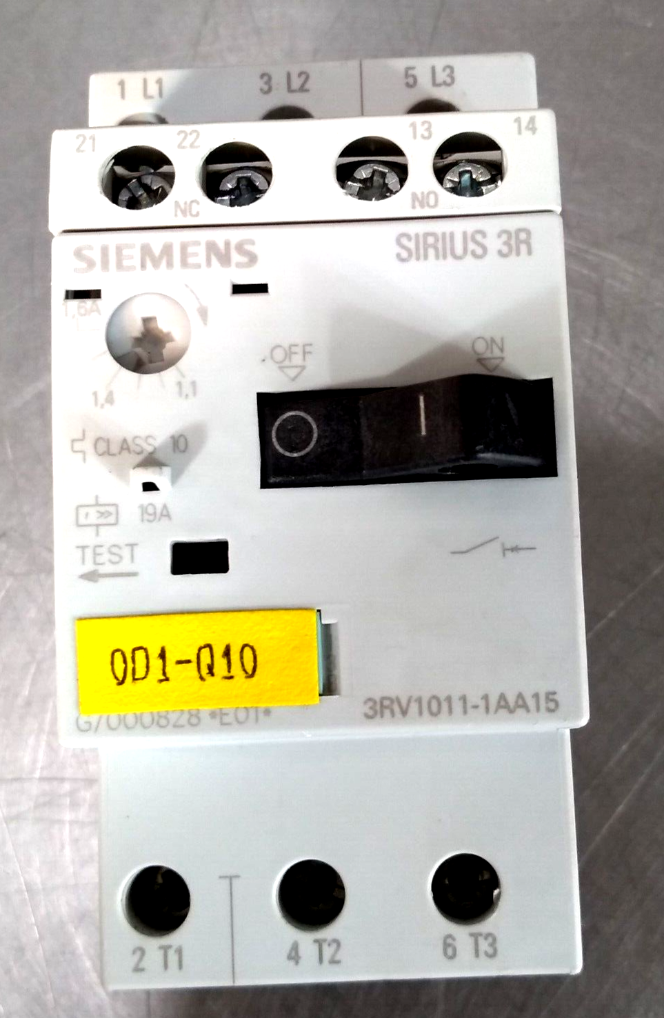 44121081
