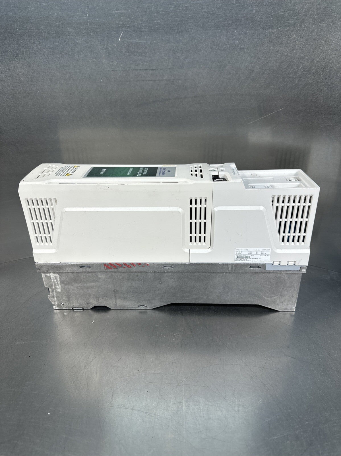 Unidrive Control Techniques M701-034-00100-A                             (6.5.2)
