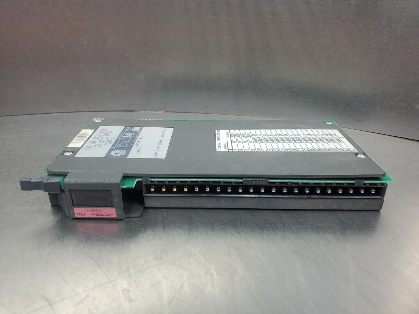 Allen Bradley 1771-IAD/B 120V AC/DC Input Module.                          3E-36