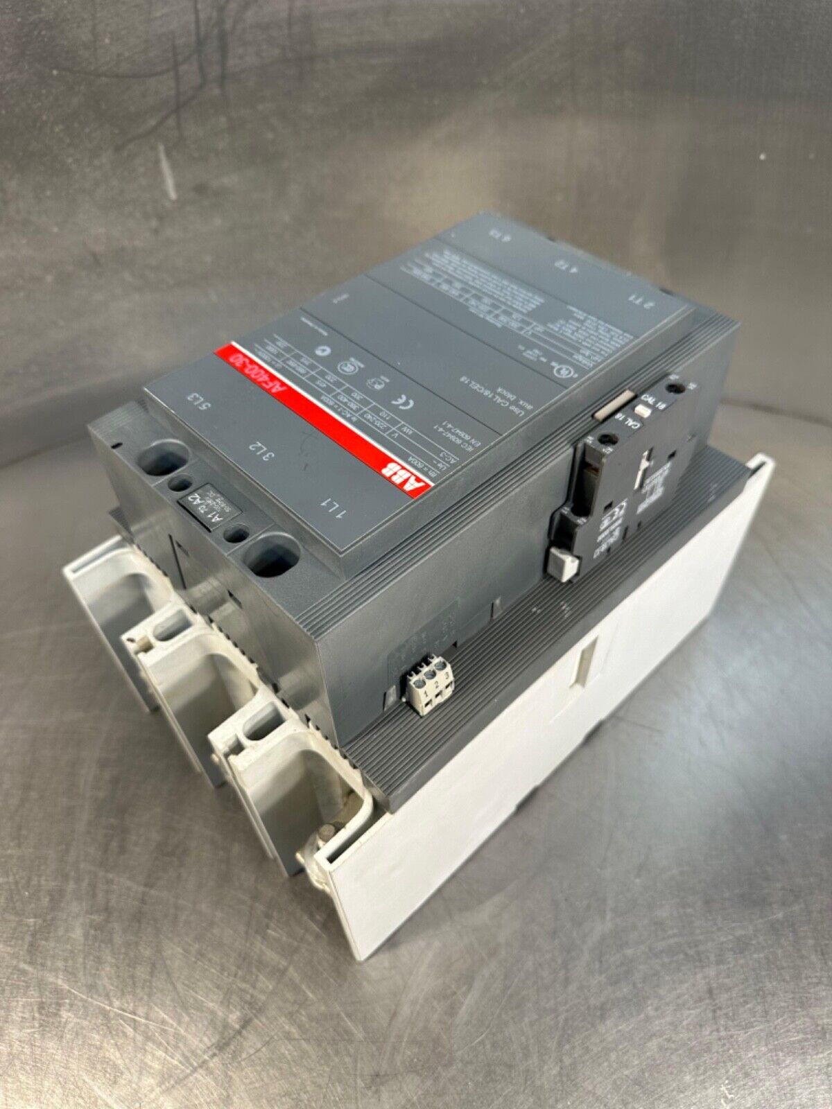 ABB AF400-30.  Contactor           (4A-31)