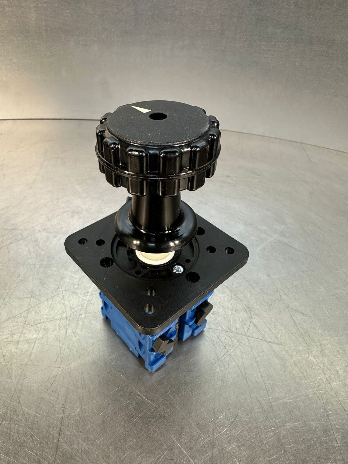 Kraus & Namer CHR10.A004/USC002.EG  CHR10  AT23L834   CHR10.A004 (7.2.3)