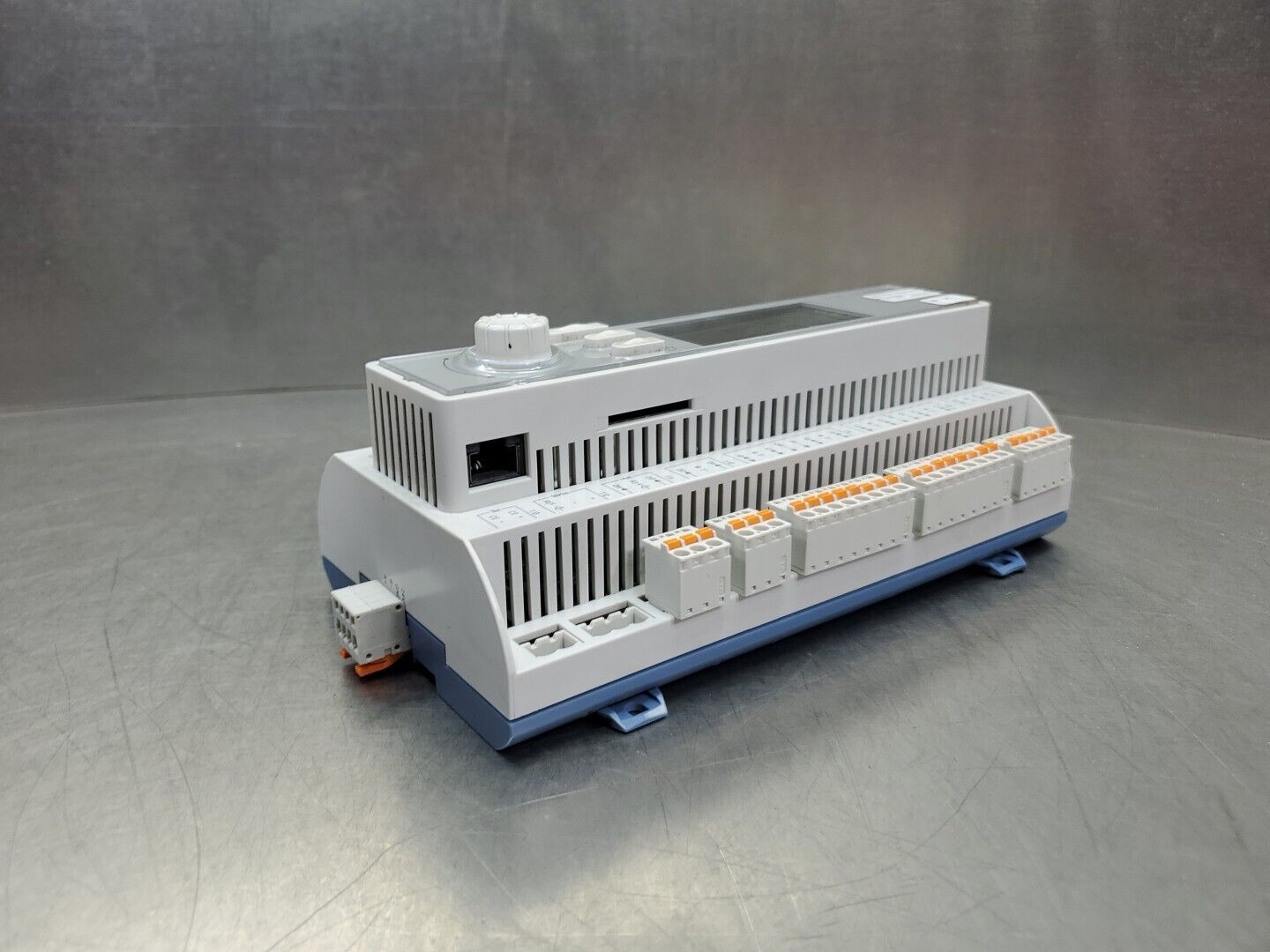 SIEMENS POL687.70/MCQ MicroTech III MT3006 BASE CONTROLLER. 3C-27 ...