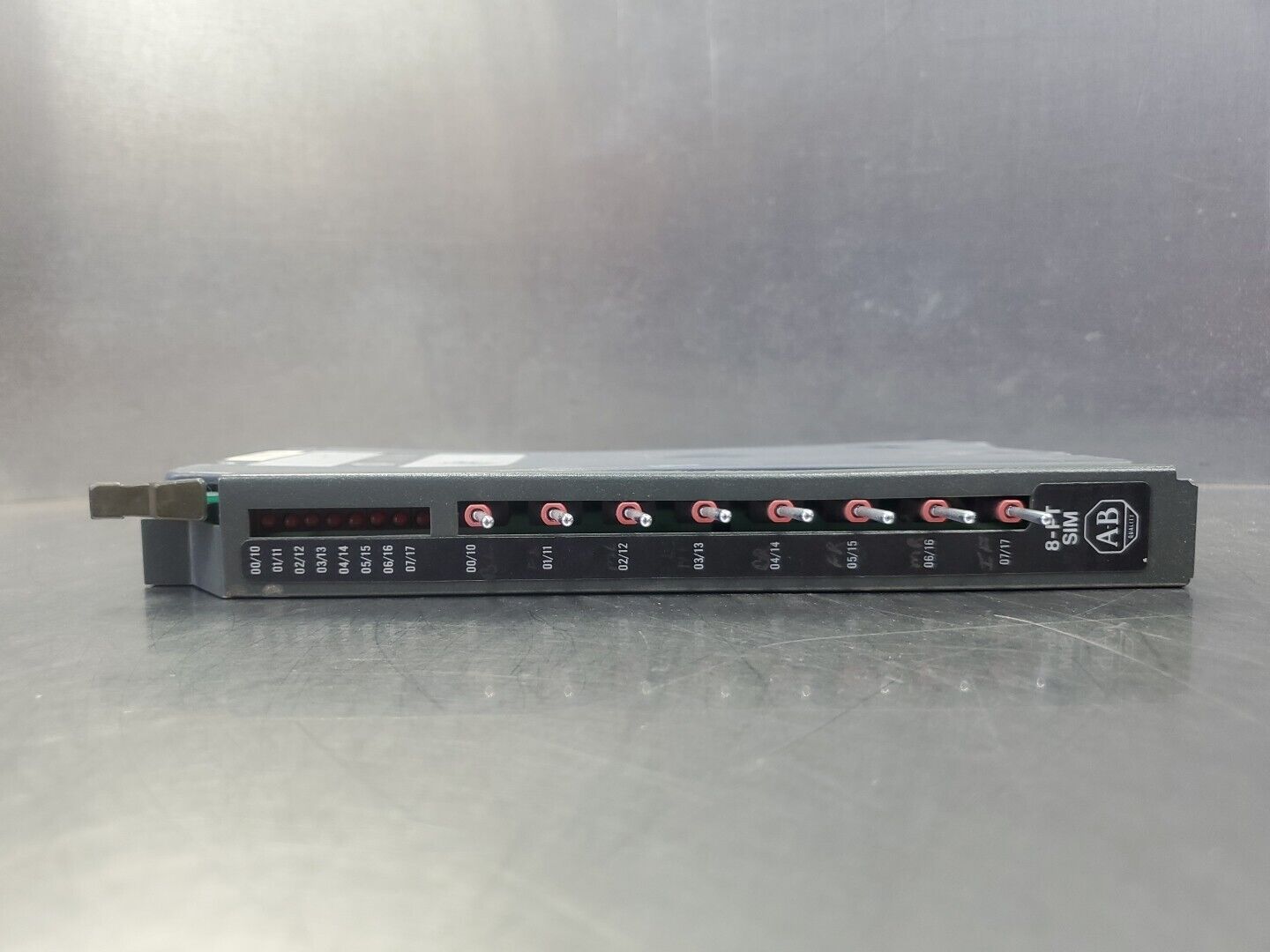 Allen-Bradley 1771-SIM 8-Point Discrete I/O Simulator Module.              3D-38