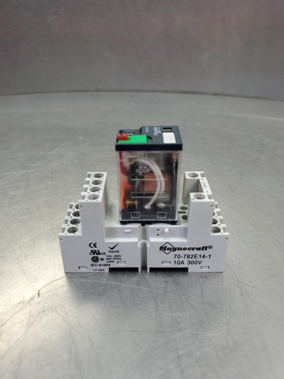 Schneider Electric 792XDXM4L-120A 6-8A Relay w/Magnecraft 70-782E14-1 Base 4B-34