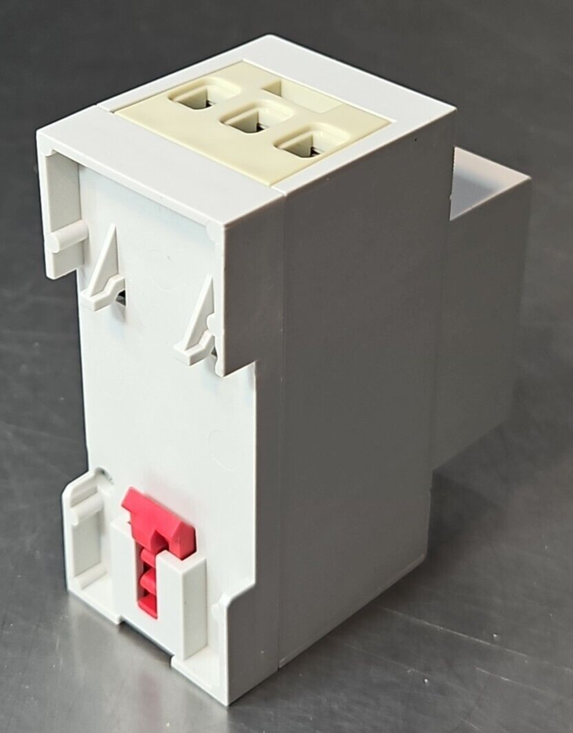 MERLIN GERIN 71089 Transient Voltage Surge Suppressor                   (BIN423)