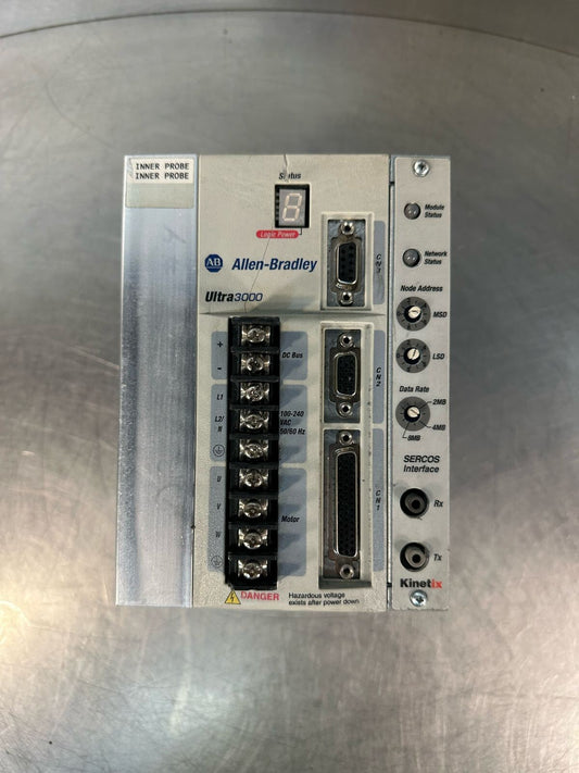 Allen-Bradley 2098-DSD-010-SE /C 120/240Vac Ultra 3000 (7.5.1)