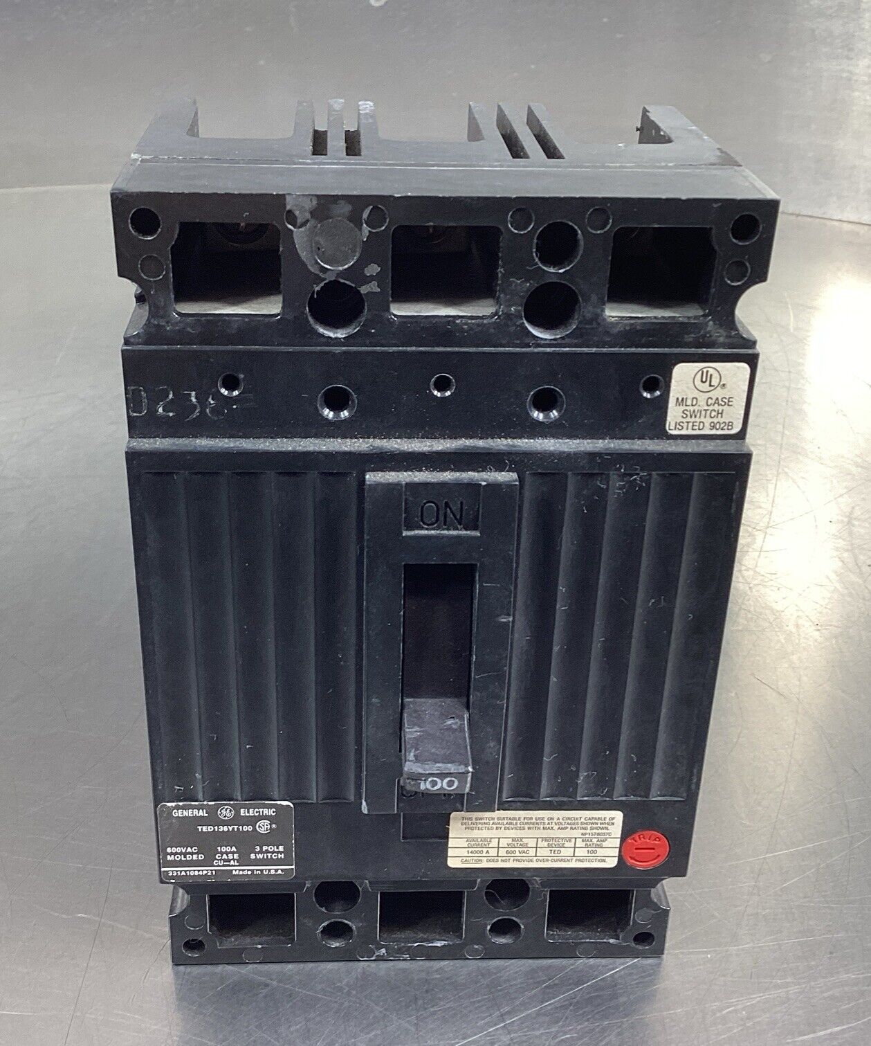 GE  TED136YT100  Circuit Breaker 600VAC 100Amp 3Pole       4E-27