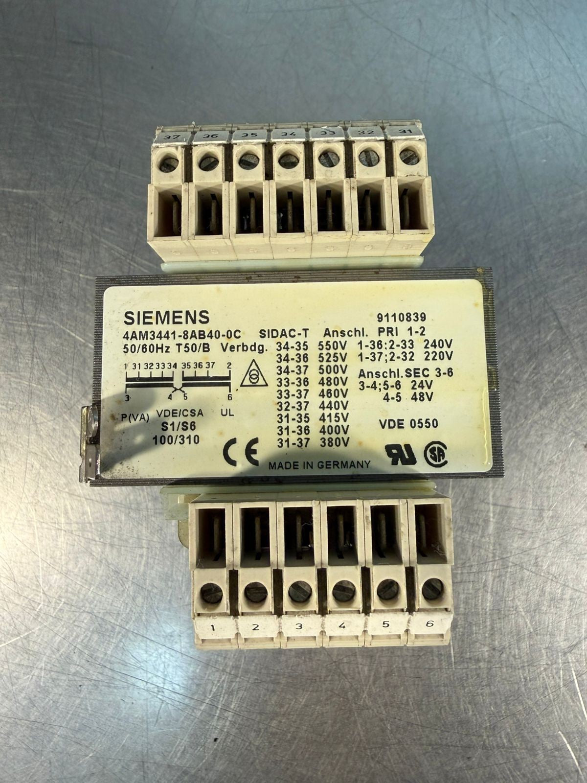 Siemens 4AM3441-8AB40-0C Sidac-T Transformer 50/60Hz               (9.3.3)