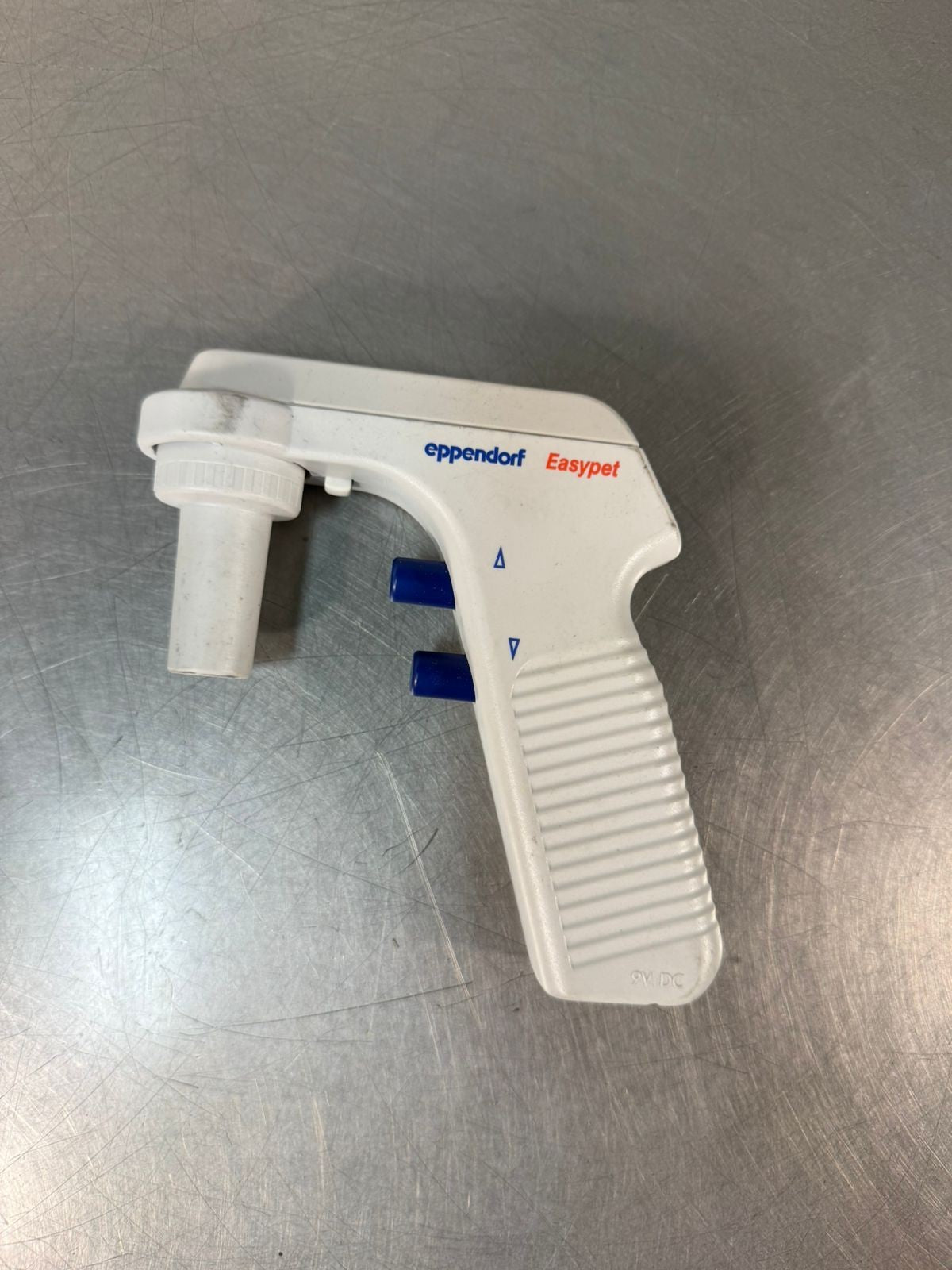 Eppendorf Easypet Aid Dispensing Pipette                           (5.3.4)