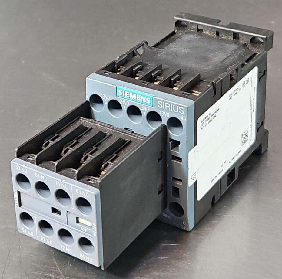 Siemens Sirius 3RH2262-1BB40 Circuit Breaker                             loc4A13