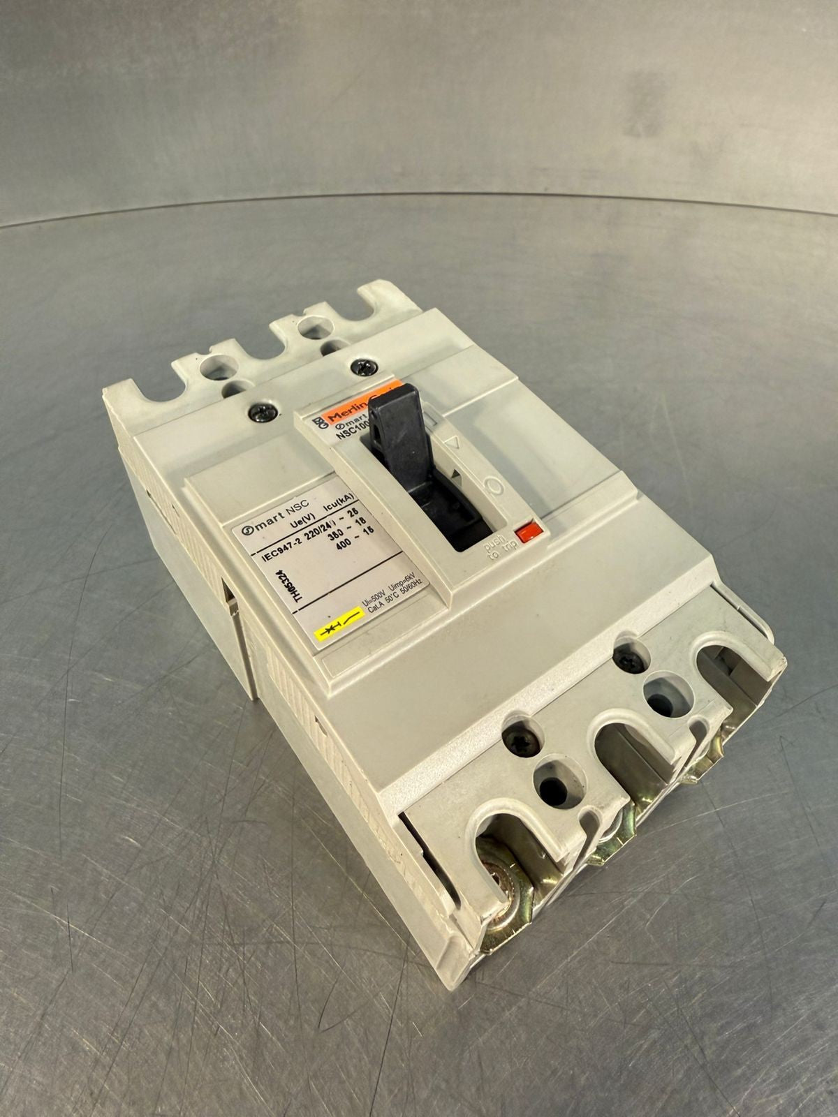 Merlin Gerin NSC-100S NSC100S 30A  220/240V                        (3.3.4)
