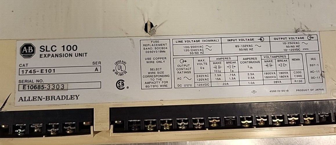 Allen Bradley SLC 100 1745 - E101 Program. Control Ser. A    (BIN 4.5.4)