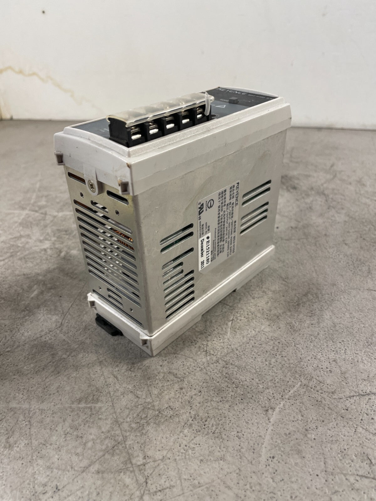 Keyence MS2-H150  24V DC 6.5A Output 150W Compact Switching Power Supply @3.3.5
