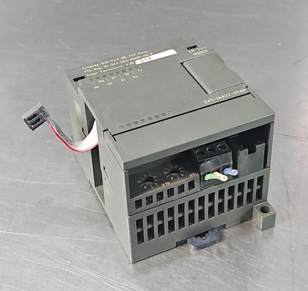 Siemens 6ES7 241-1AA22-0XA0  PLC Module                          (BIN643)